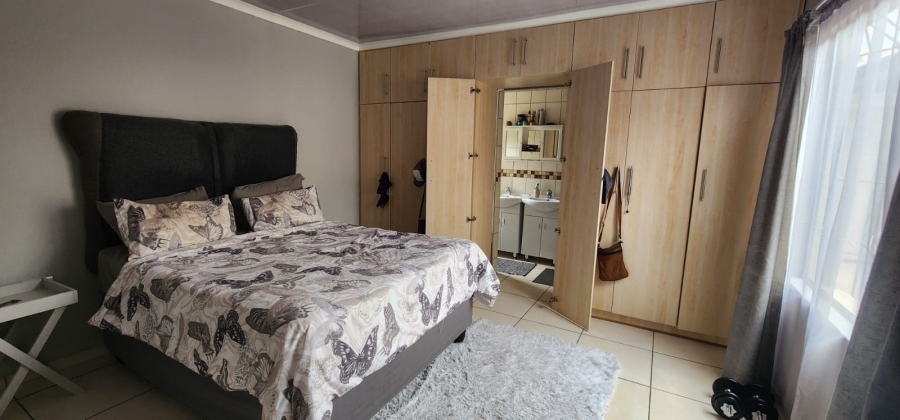 3 Bedroom Property for Sale in Hadison Park Northern Cape